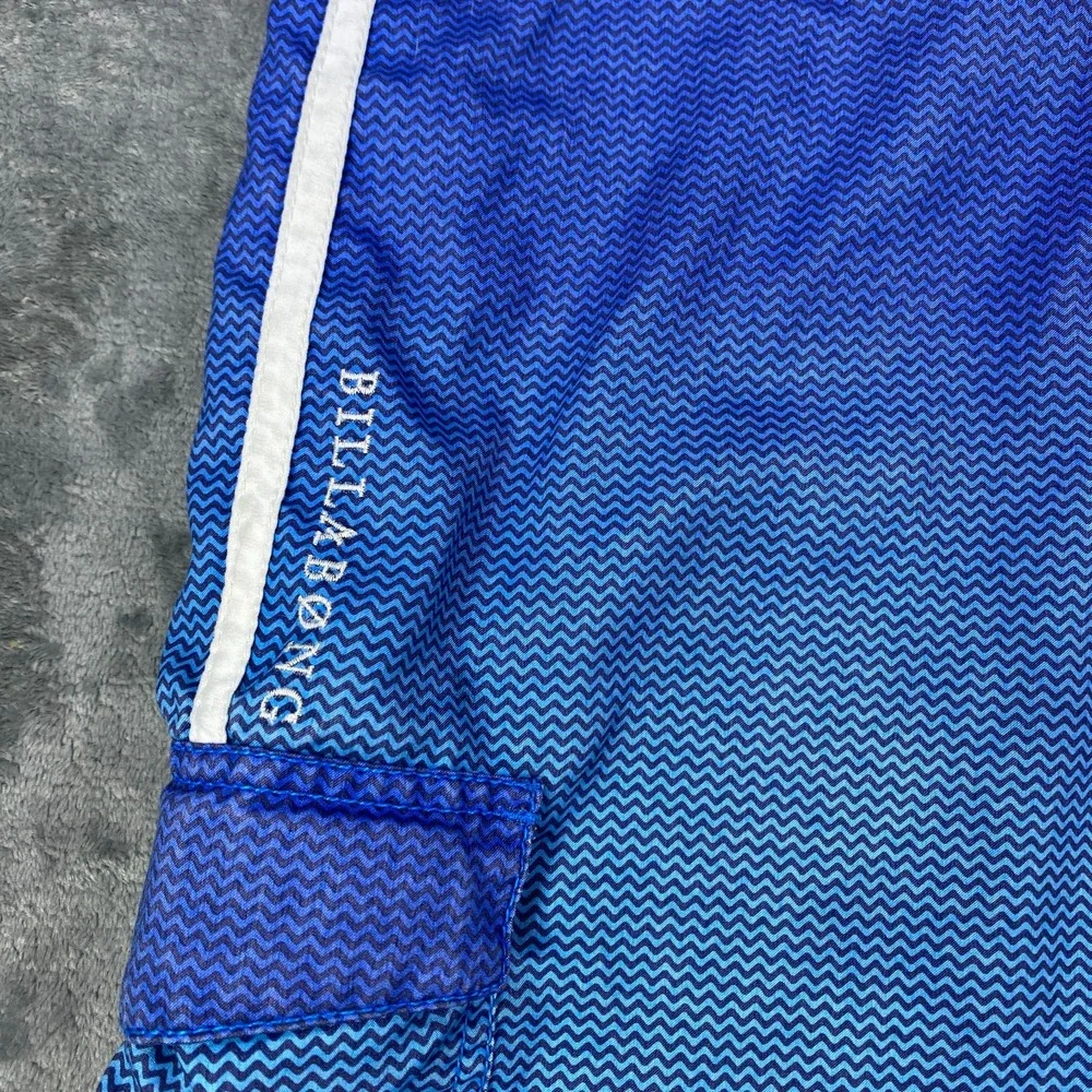 Billabong Boardshorts Mens 34 Blue Geometric Swim Trunks Beach Ombre Drawstring